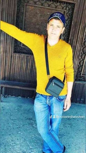  ,   Vuivan, 42 ,   ,   