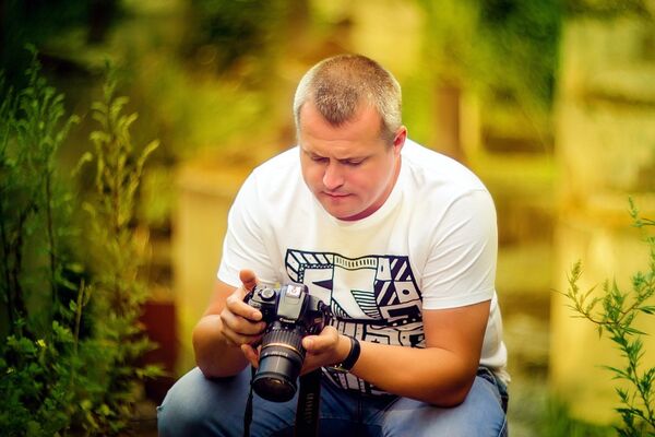  ,   Andris, 51 ,   ,   , c 