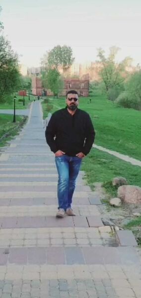  ,   Ghassan, 43 ,   ,   , c , 