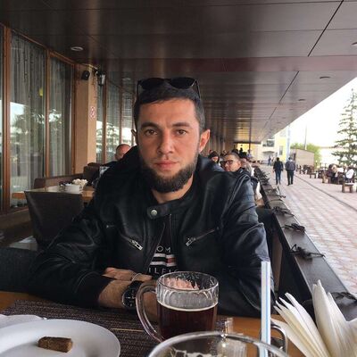  ,   Mr, 36 ,     , c 