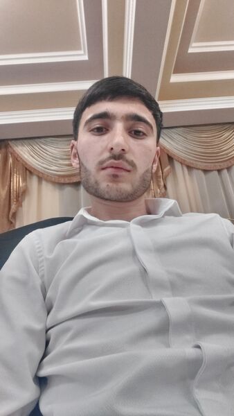  ,   Armen, 24 ,   ,   