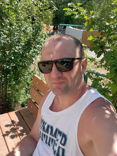  ,   Viktor, 39 ,   ,   , 