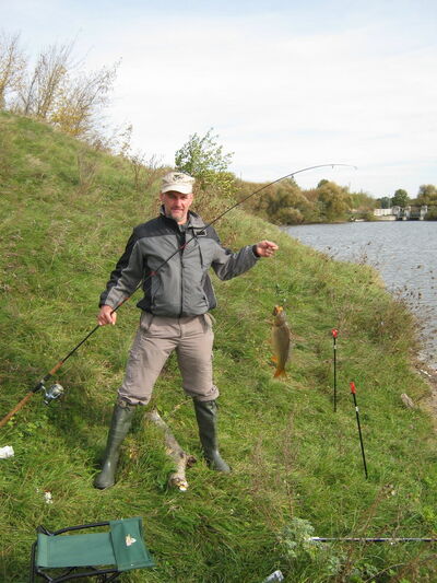  ,   Maik, 51 ,   ,   , c 