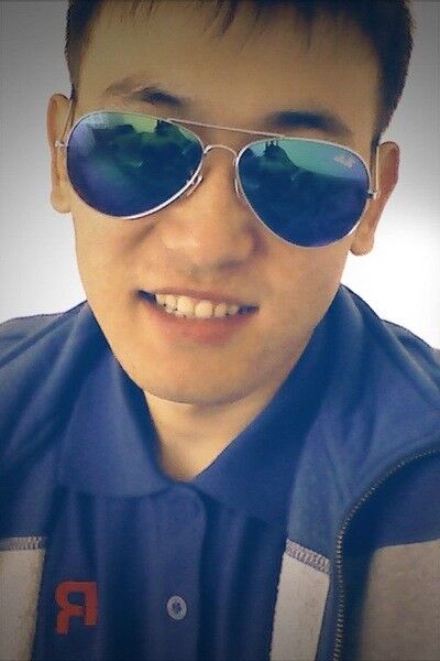  ,   Erkebulan, 32 ,   