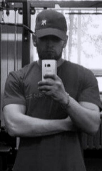  ,   Aleksandr, 33 ,   ,   