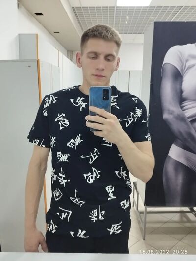  ,   Rich, 28 ,   ,   
