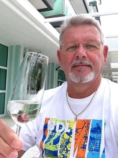  ,   DesmondNiese, 59 ,   ,   , c , 