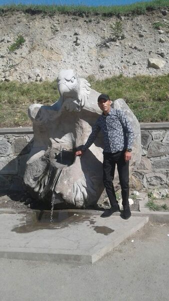  ,   Armen N, 36 ,   ,   