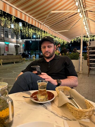  ,   Adam, 38 ,   ,   