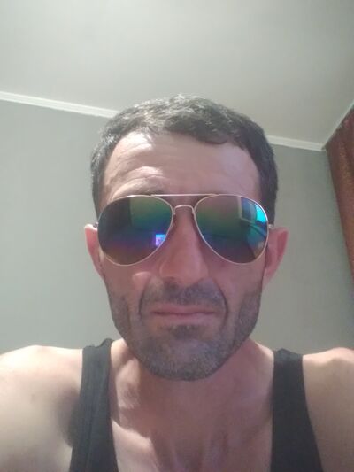  ,   Mamuka, 48 ,   ,   