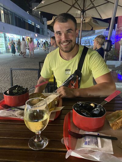  ,   , 28 ,   ,   