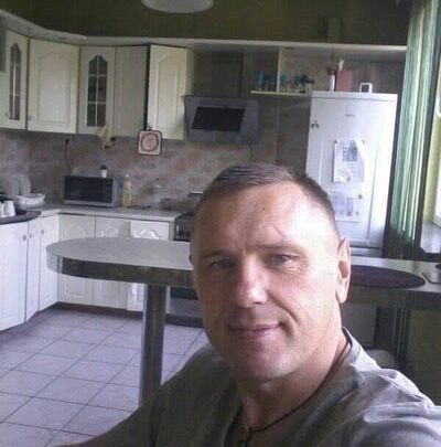 ,   Vitalii, 48 ,   c 