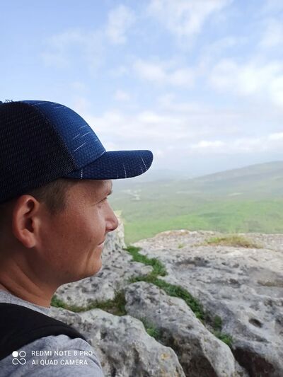 ,   Dan, 32 ,   ,   