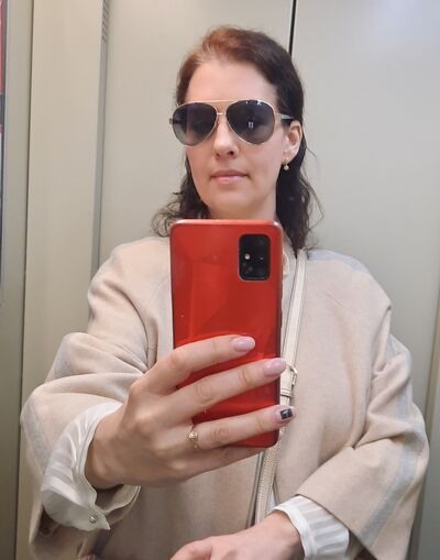  ,   ELENA, 52 ,   c 