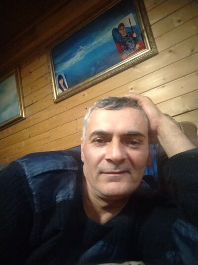  ,   Devid, 48 ,  