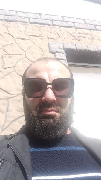  ,   Artur, 32 ,   ,   , c , 