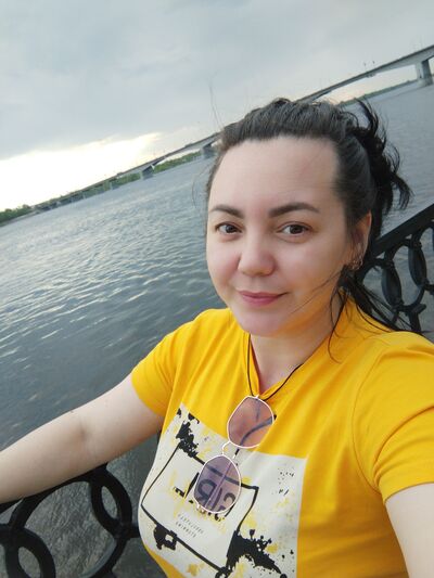  ,   Anna, 38 ,   , 