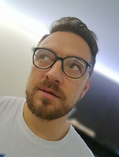 ,   Vito, 39 ,   