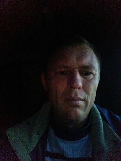 ,   Kiril, 46 ,   , 