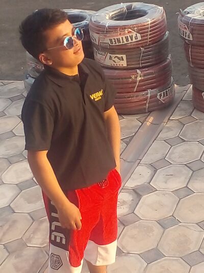  ,   Ixtiyor, 34 ,   ,   