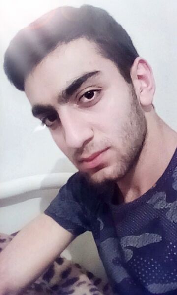  ,   Artyom, 25 ,   