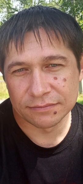  ,   Vladimir, 42 ,   ,   