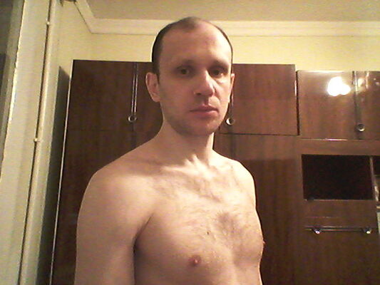  ,   Viktor, 43 ,   ,   , c , 