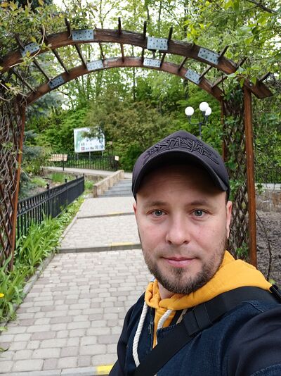 ,   Ivan, 39 ,   ,   