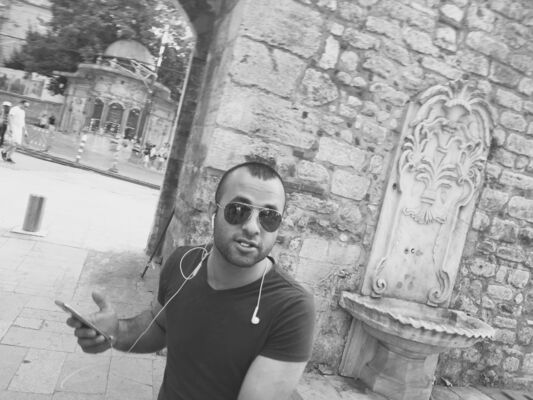  -,   Vlad, 40 ,   ,   
