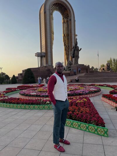  ,   Victor, 41 ,   c 