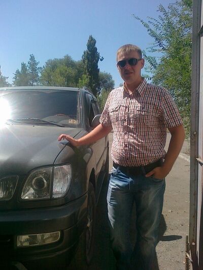  ,   Dima, 39 ,   