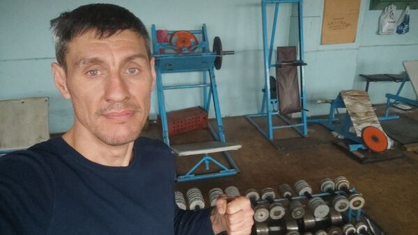  ,   Sasha, 46 ,   , 