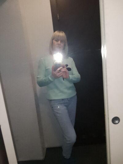  ,   Luna, 38 ,   c 