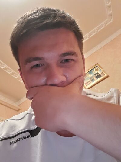  ,   Albert, 26 ,   ,   