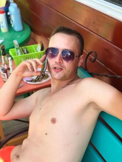  ,   Alex, 36 ,   ,   