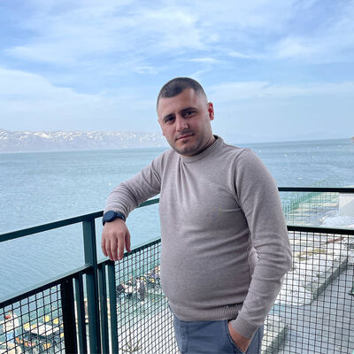  ,   Narek, 29 ,   ,   