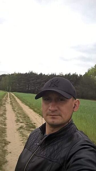  Straszyn,   Yaroslav, 40 ,   c 
