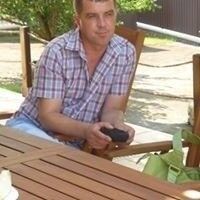  13692139  Valery, 53 ,    