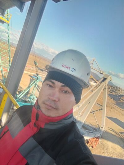  ,   Rustam, 38 ,   ,   , c , 