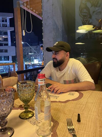  ,   Gosha, 37 ,   ,   