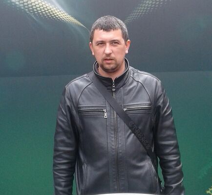  ,   Ruslan, 42 ,   ,   , c 