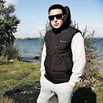  ,   Alexander, 37 ,   ,   , c 