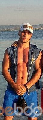  ,   Vlad, 32 ,   