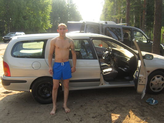  -,   Artem, 42 ,   