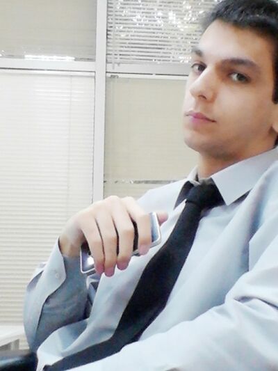  ,   Kosta, 31 ,   ,   , c 