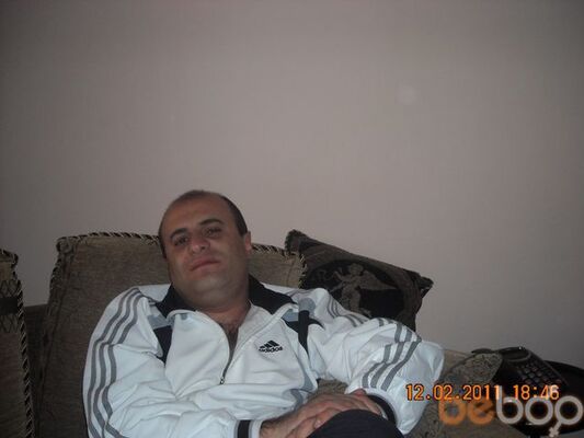  ,   GARIK, 52 ,  