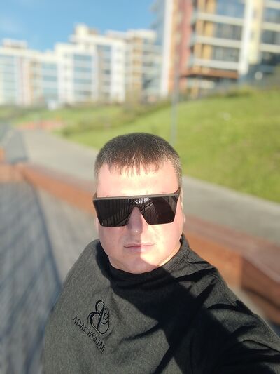  ,   Artem, 37 ,   ,   , c 