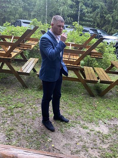  Frankfurt am Main,   , 28 ,   ,   