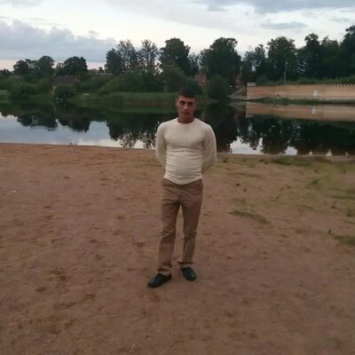  ,   Ara, 33 ,   ,   