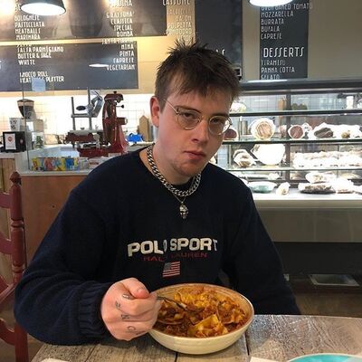  ,   David, 28 ,   
